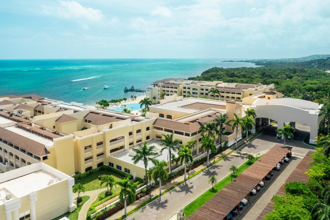 Iberostar Waves Rose Hall Beach Hotel Montego Bay Exterior photo